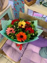 Букет цветов из:  Герберы, Хризантемы и Альстромерии #REPLACE_PRED# Лаишево
