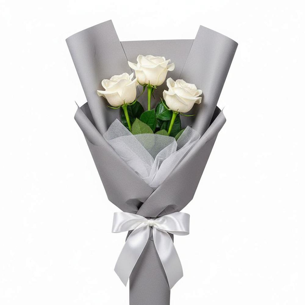 Букет 3 белые розы в Лаишево